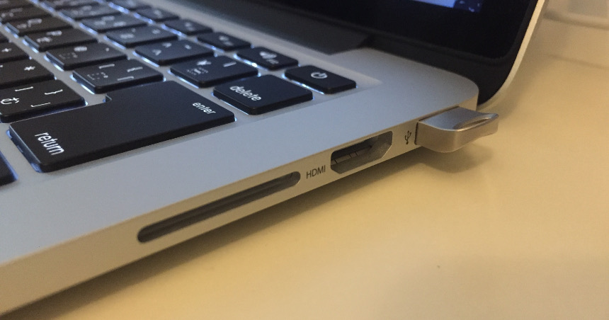 【ブログ】MacBook Proのストレージ問題はUSBメモリとSDカードで解決！？